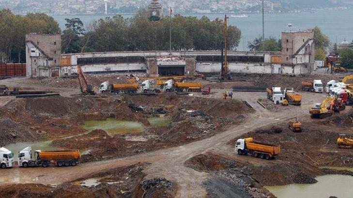 Beşiktaş'ta temel atma töreni