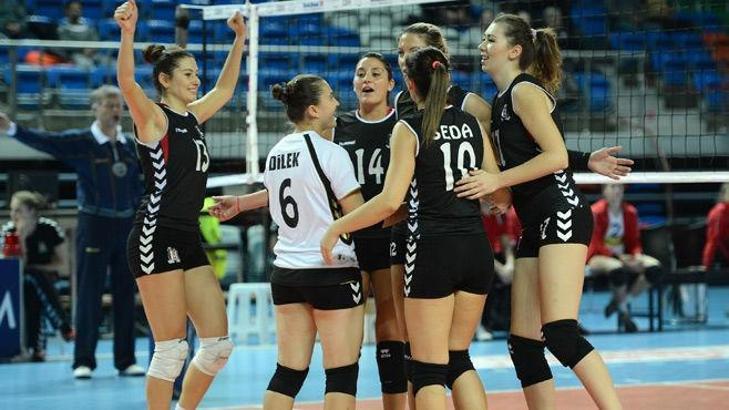 Beşiktaş çeyrek finalde