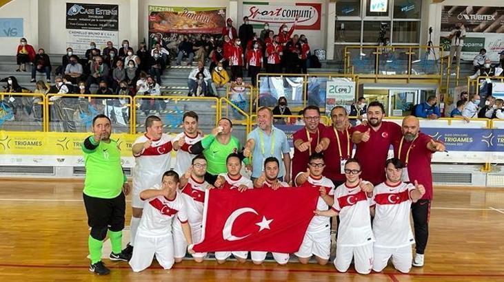 Bakan Kasapoğlu'ndan milli sporculara tebrik