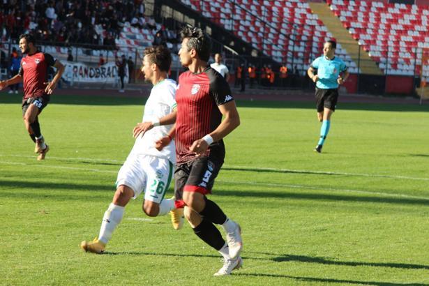 Van Spor FK-Serik Belediyespor maç sonucu: 2-0