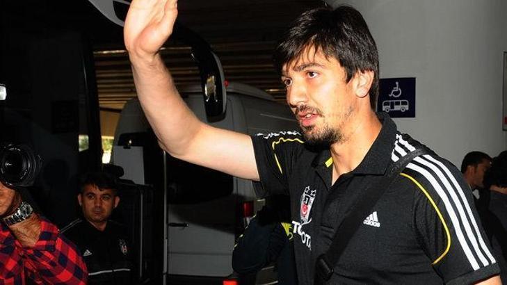Tolga Zengin Trabzon'a gitti