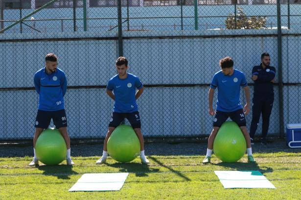 Çaykur Rizespor'da Giresunspor maçı hazırlıkları sürüyor