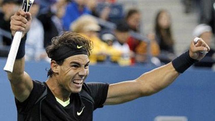 Nadal hiç acımıyor!