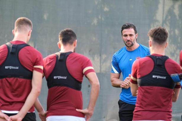 Hatayspor'da Gaziantep FK mesaisi sürüyor