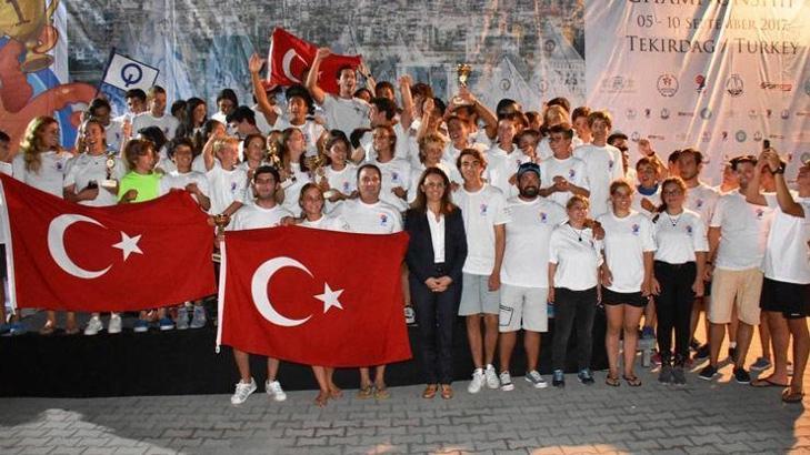 Yelkencilerden 4 birincilik