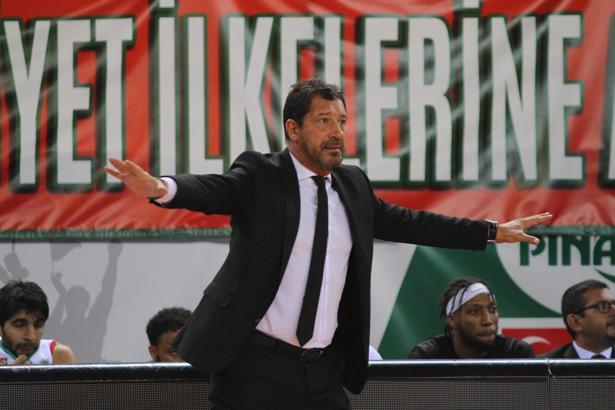 Pınar Karşıyaka zor deplasmanda
