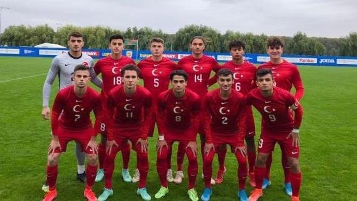 18 Yaş Altı Milli Futbol Takımı, İspanya'ya 3-0 yenildi