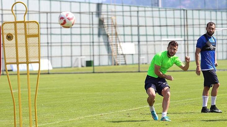 Çaykur Rizespor'da duran toplar Özgür Çek'e emanet