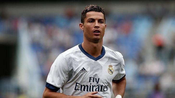 Ronaldo'ya vergi şoku