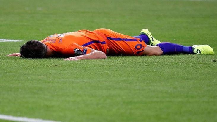 Robin van Persie'den flaş açıklama!