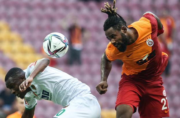 Galatasaray'da 'zoraki' yeni sözleşme! Bileti kesilmişti ama 8 milyon euro...