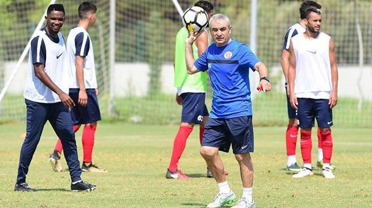 Antalyaspor, Galatasaray maçına hazırlanıyor