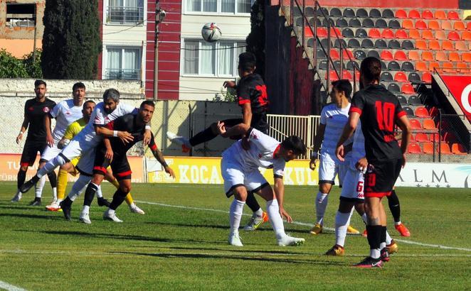 Turgutluspor-Silahtaroğlu Vanspor FK maç sonucu: 1-3
