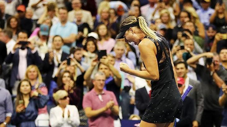 Maria Sharapova, Simona Halep'i yendi