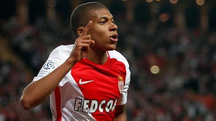 Kylian Mbappe 150 milyon Euro'ya PSG'de