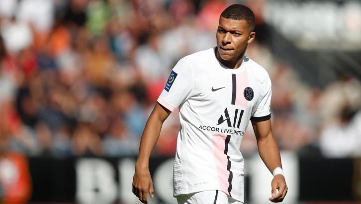 Real Madrid ile PSG, Mbappe savaşında!