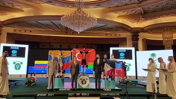 Ezgi Kılıç, rekor kırarak Dünya Şampiyonu oldu!