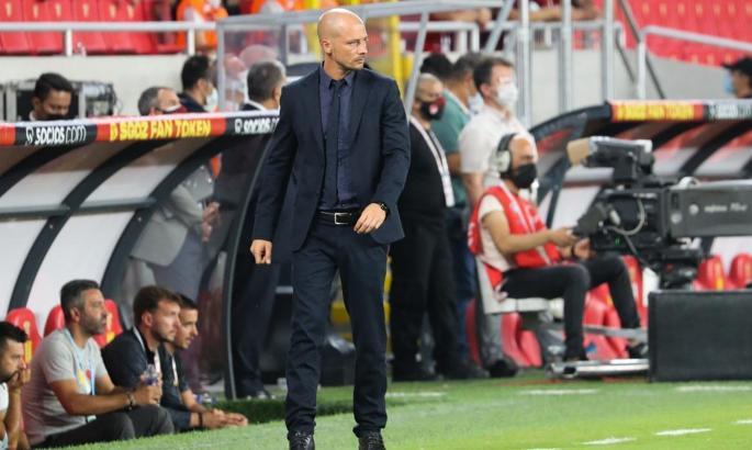 Göztepe Başkanı Mehmet Sepil, Nestor El Maestro'ya sahip çıktı