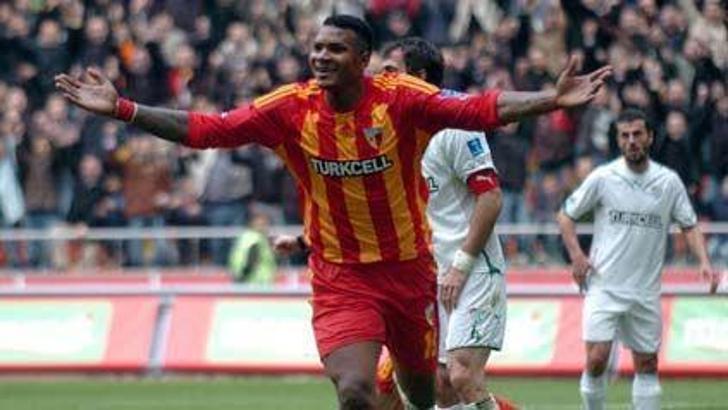 .. Ve Makukula Manisaspor'da