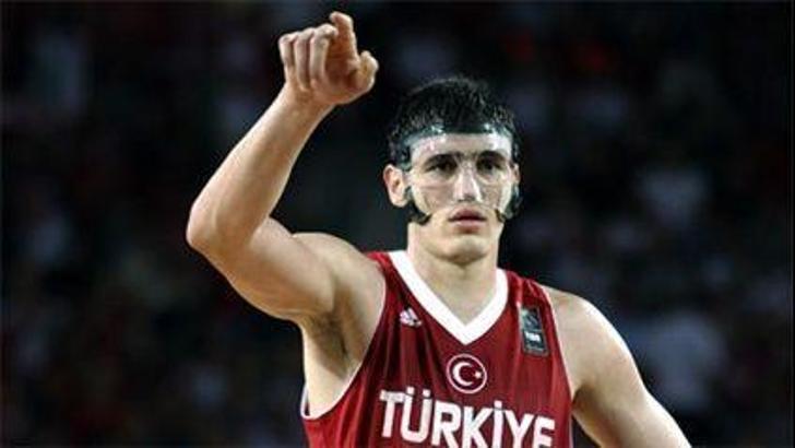 Komşu basınından Ersan'a övgü