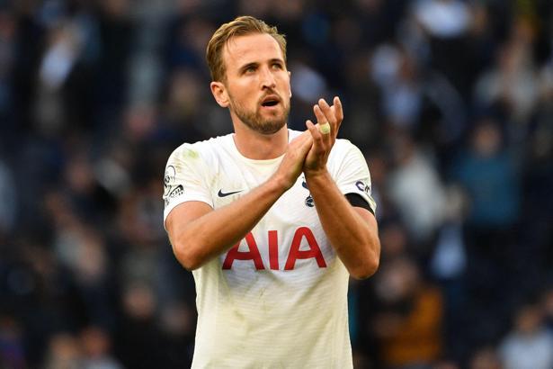 Sir Geoff Hurst: Tottenham, Harry Kane'i satmalı