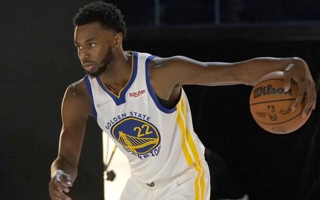 Muafiyet talebi reddedilen Andrew Wiggins aşı oldu