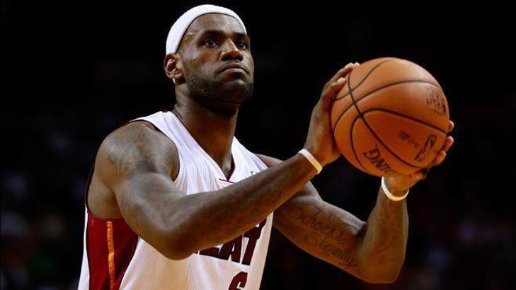 LeBron James rekor peşinde