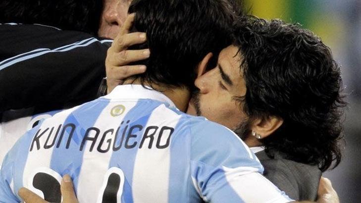 Maradona Agüero'ya korkak dedi
