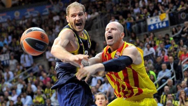 Fener'in hedefi 3'te 3