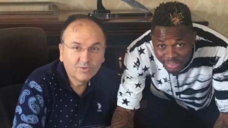 Demir Grup Sivasspor'a Gohi'den imza