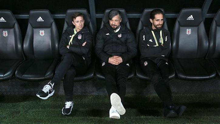Flaş iddia! Beşiktaş'ta yumruk yumruğa kavga! İlhan Mansız ve Sarper Çetinkaya...