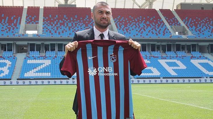 Efsane çubuklu forma TS Clup'larda satışa çıkıyor