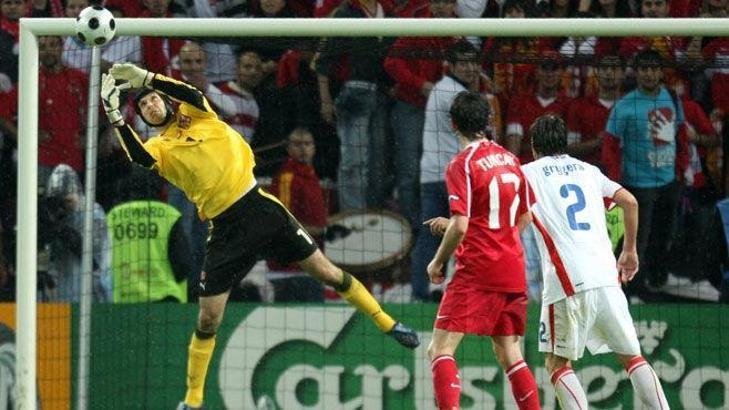 Mourinho: Dünyanın en iyi kalecileri bizde