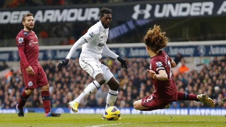 Adebayor'a kaynak aranıyor