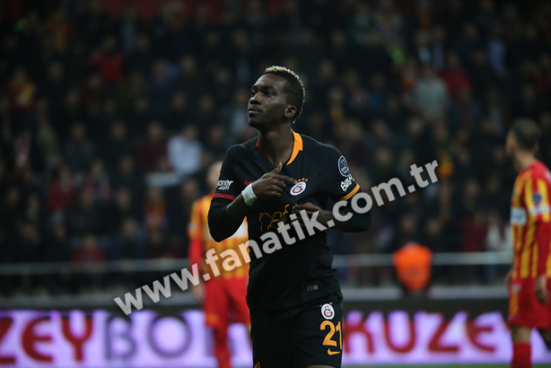 Galatasaray'da Onyekuru parasını çıkardı