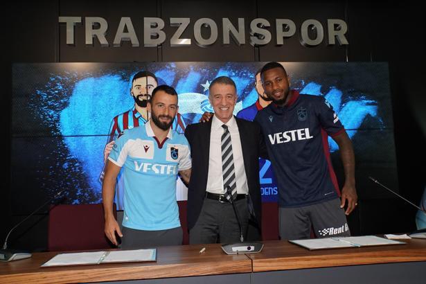 Trabzonspor'da Siopis ve Denswil'e imza töreni düzenlendi