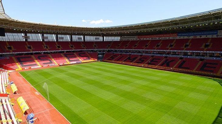 Eskişehir Stadı bir açıldı pir açıldı