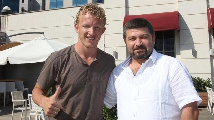 Kuyt: Bu takımın tamamı biraz deli!
