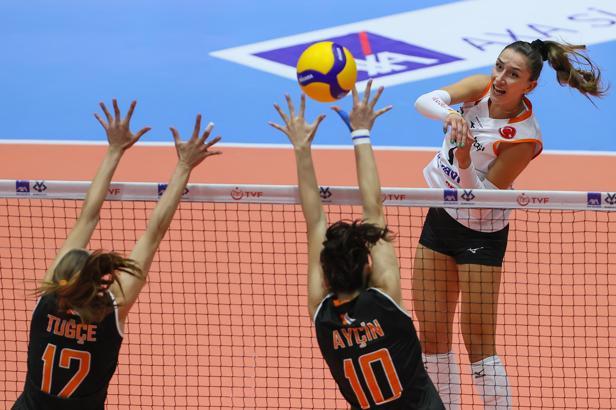 Karayolları-Eczacıbaşı Dynavit maç sonucu: 0-3
