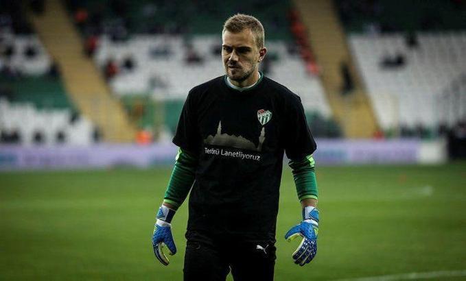 Mert Günok, Başakşehir ile imzalıyor