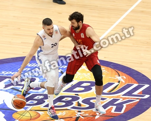 Galatasaray; İstanbul BBSK'yi mağlup ederek üst üste ikinci galibiyetini aldı: 69-77