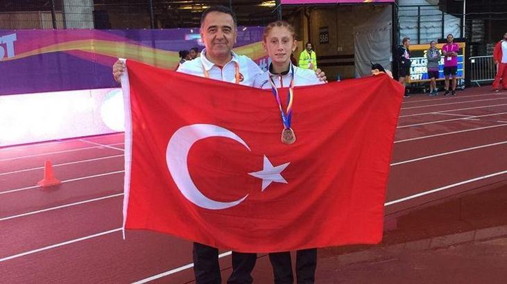 Türk Milli Takımı'nın genç sporcusu Londra'da dünya 3'üncüsü oldu