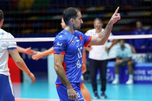 Halkbank: 3 - Kifissias: 0
