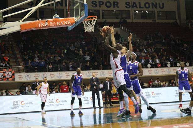 Gaziantep, Büyükçekmece Basketbol'u farklı geçti: 76-60