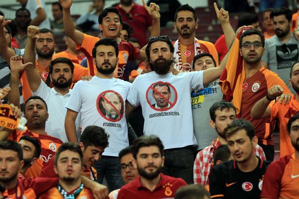 Galatasaray taraftarı Östersunds yenilgisinin faturasını kesti