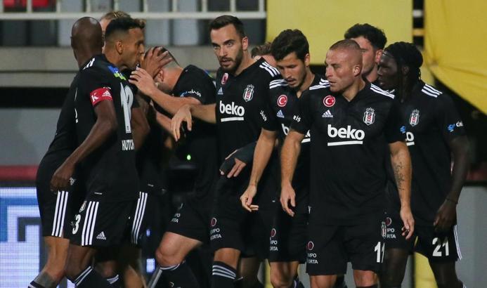 Son Dakika | Beşiktaş'ın Ajax maçı kamp kadrosu açıklandı