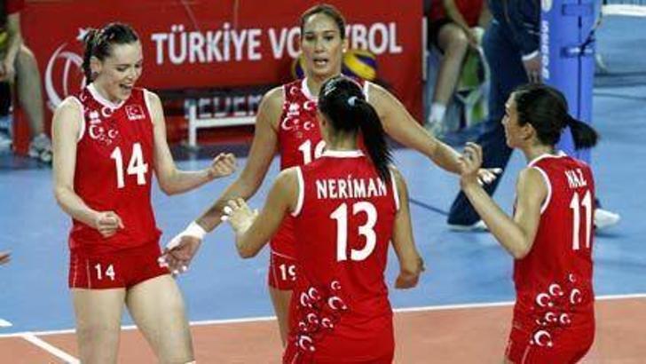 Sultanlar kampa giriyor