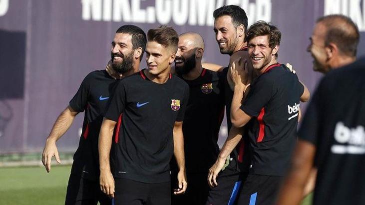 Barcelona'nın Amerika kafilesinde Arda Turan da var