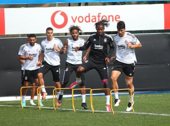 Ajax maçı öncesi Beşiktaş'ta son dakika!
