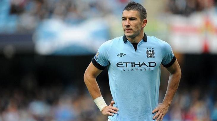 Galatasaray çıldırdı! Bir yıldız daha: Kolarov